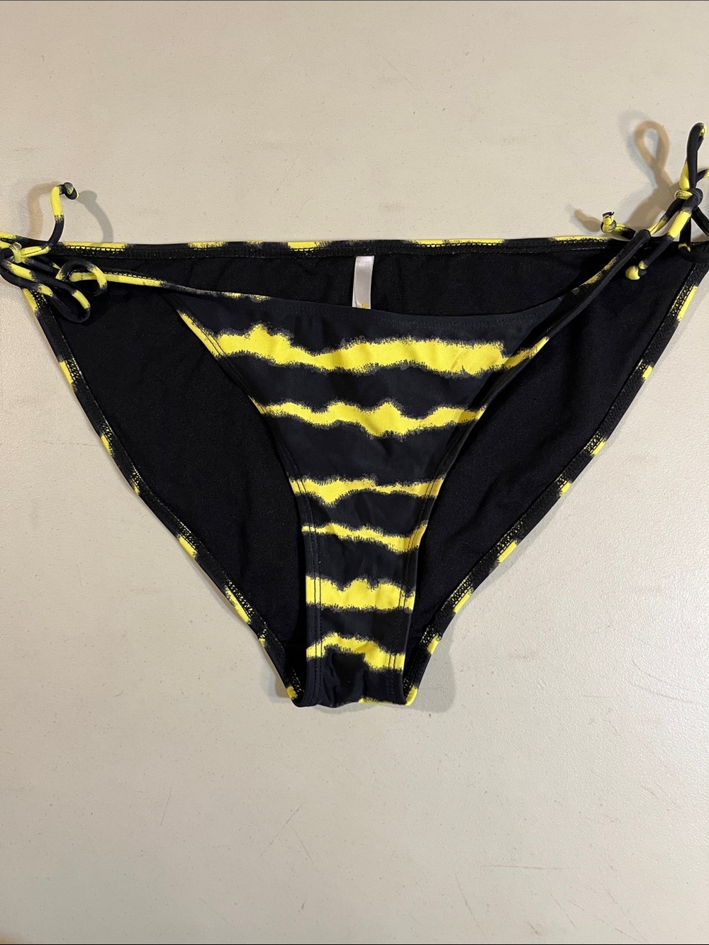 Charlotte Russe Black & Yellow Tie-Dye Side-Tie Bikini Bottoms